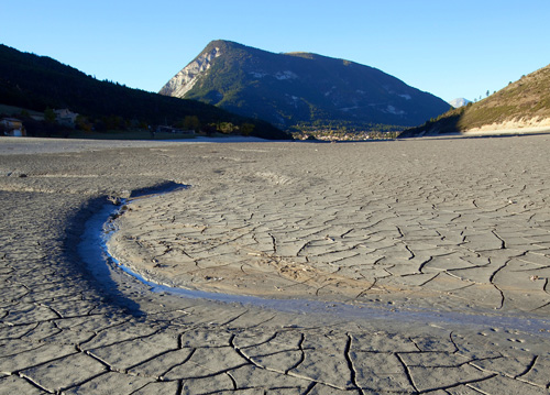 Drought, regional park of Verdon (photo)