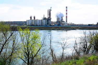 Usine sur le rhône (photo)